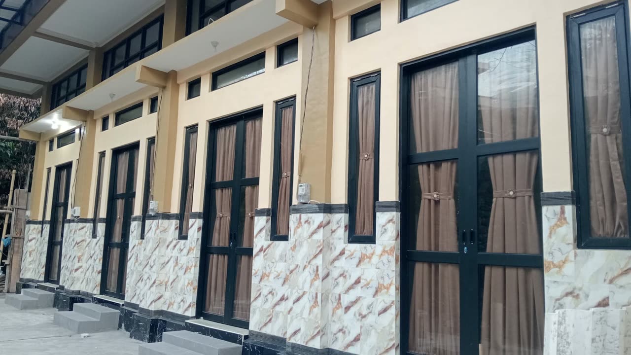 Tampak depan